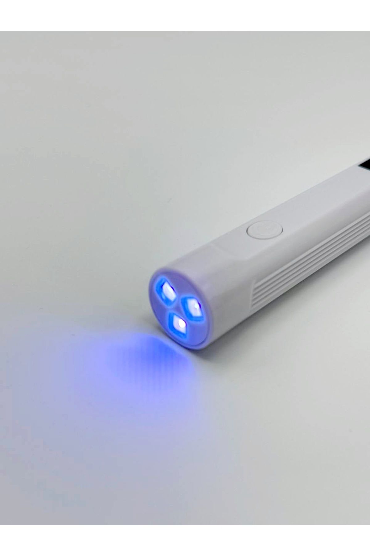 global fashion-Flashlight with timer and built-in display, 3W 4