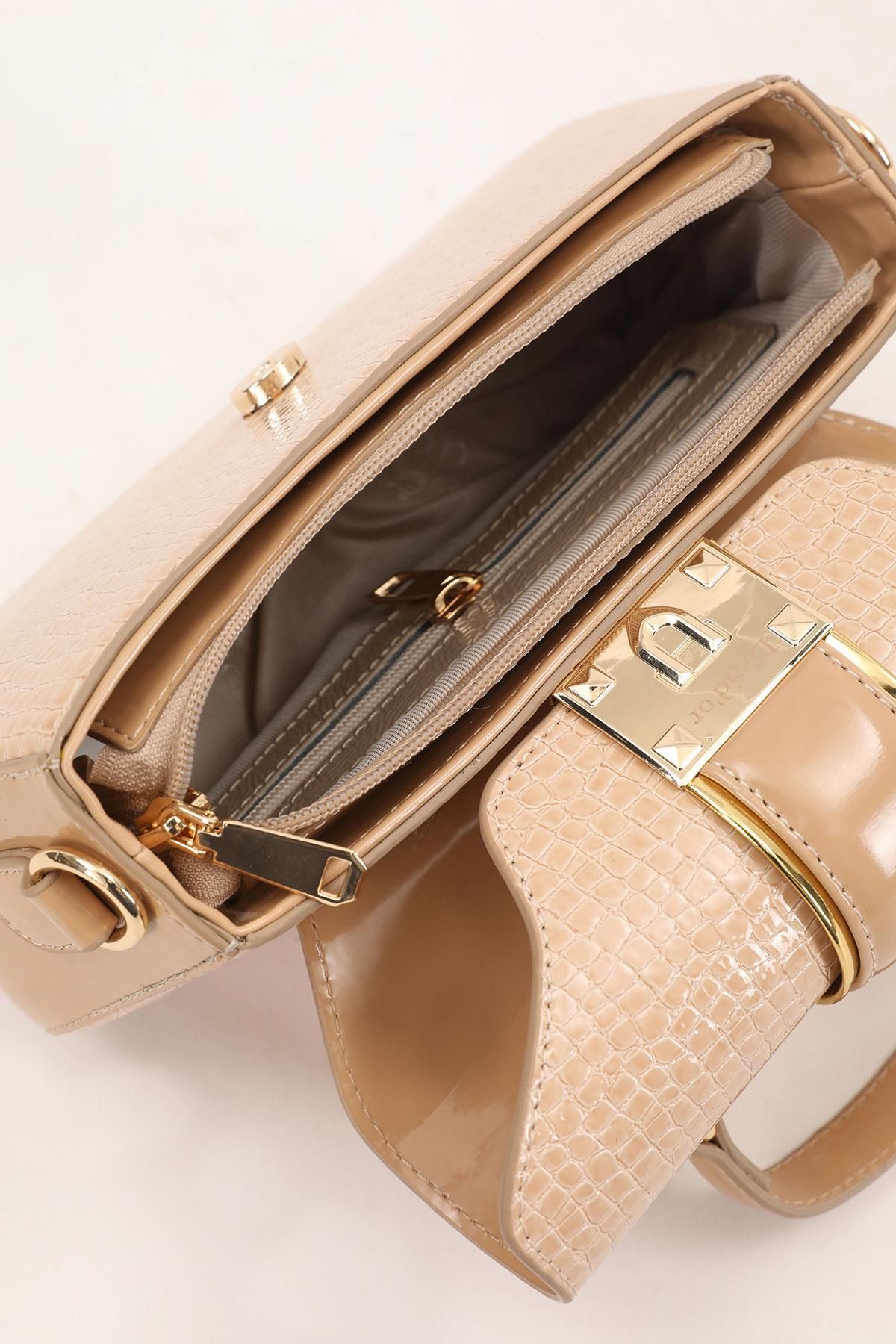 Levidor-Mink Crocodile Patterned Patent Leather Handbag 5