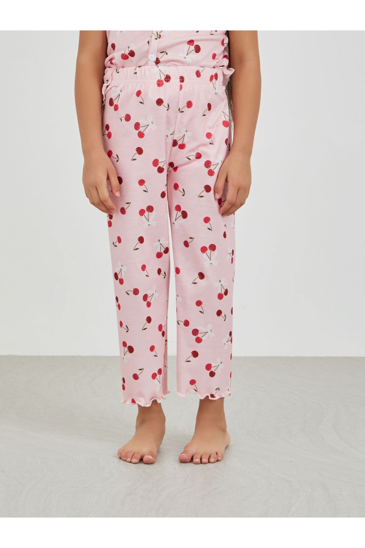 Styli-All-Over Print Buttoned Top and Pyjama Set 5