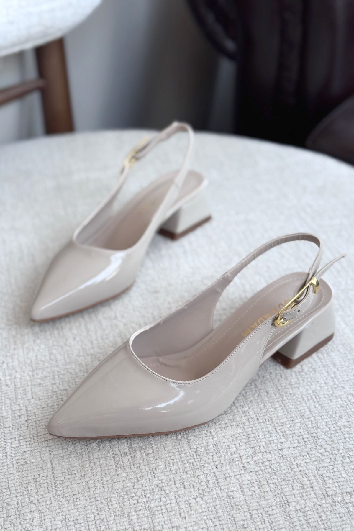 GOFFSHOES  Kadın Mely Tokalı Kısa Topuklu Ayakkabı - Ten-Rugan - Görsel 3