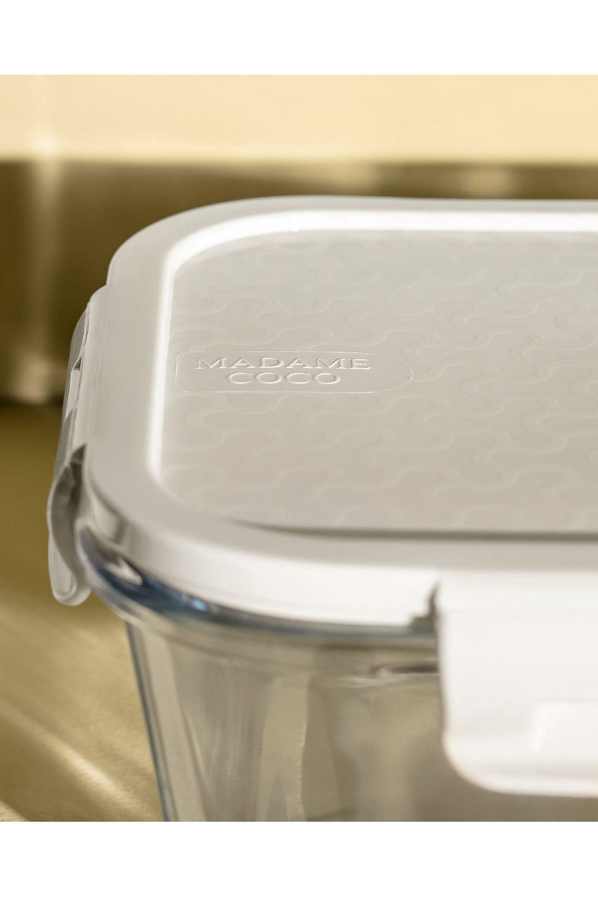 Madame Coco-Modena Rectangular Covered Borosilicate Glass Storage Container - Ecru - 1000 ml 4