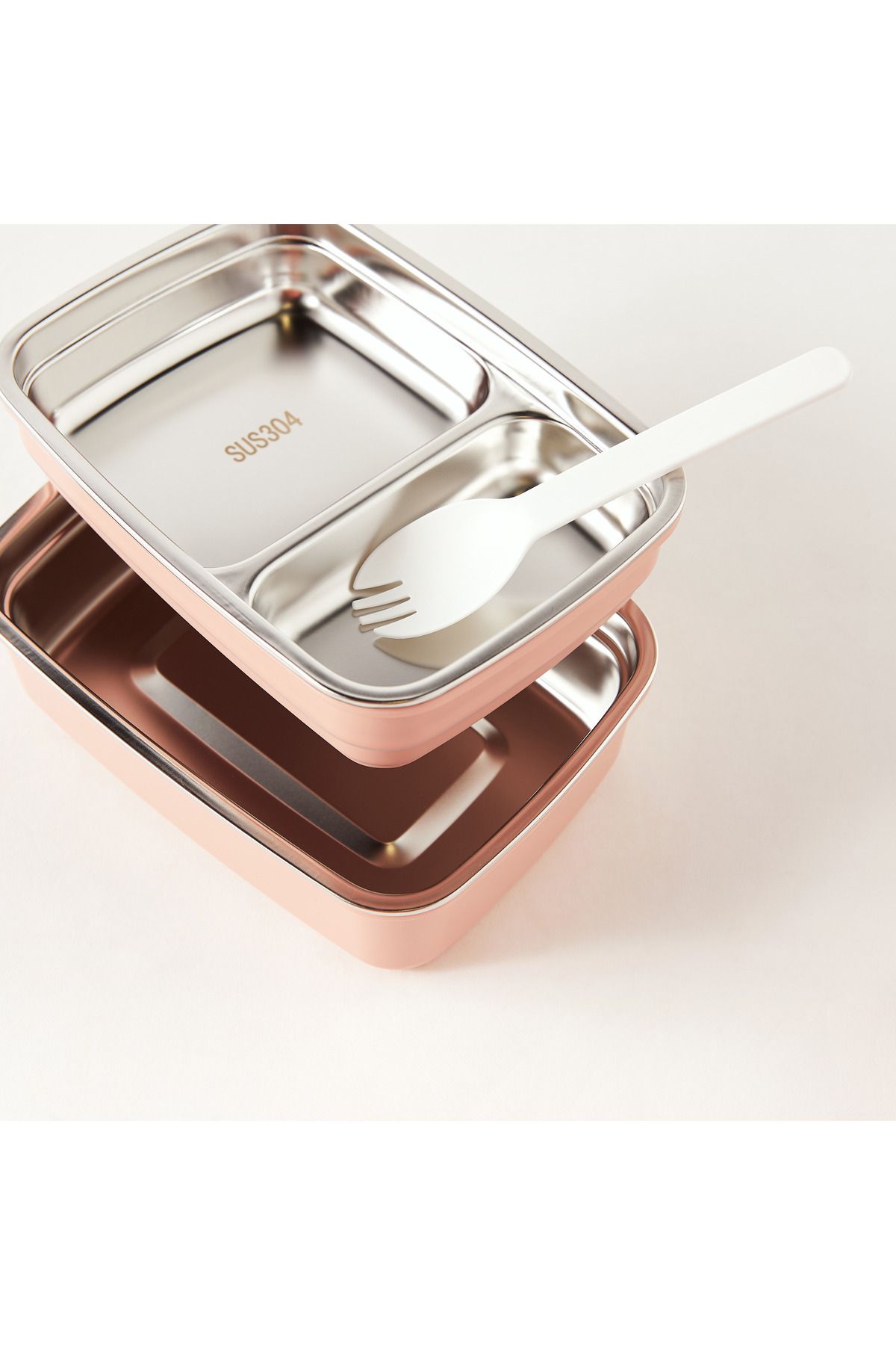 Lifestyle-Solid 2-Layer Lunch Box with Foldable Fork 3