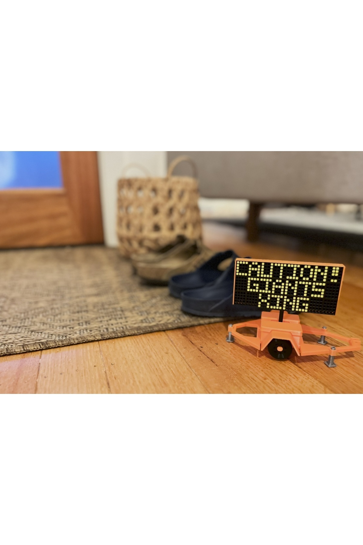 Modello di bacheca per messaggi sul traffico - Mini segnale di avvertimento in scala 1:20 | Stampa 3D