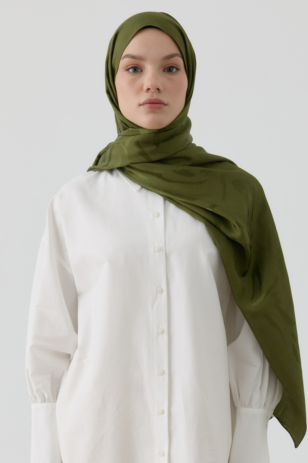 شال مواج ندا طبیعی – خاکی Tuğba