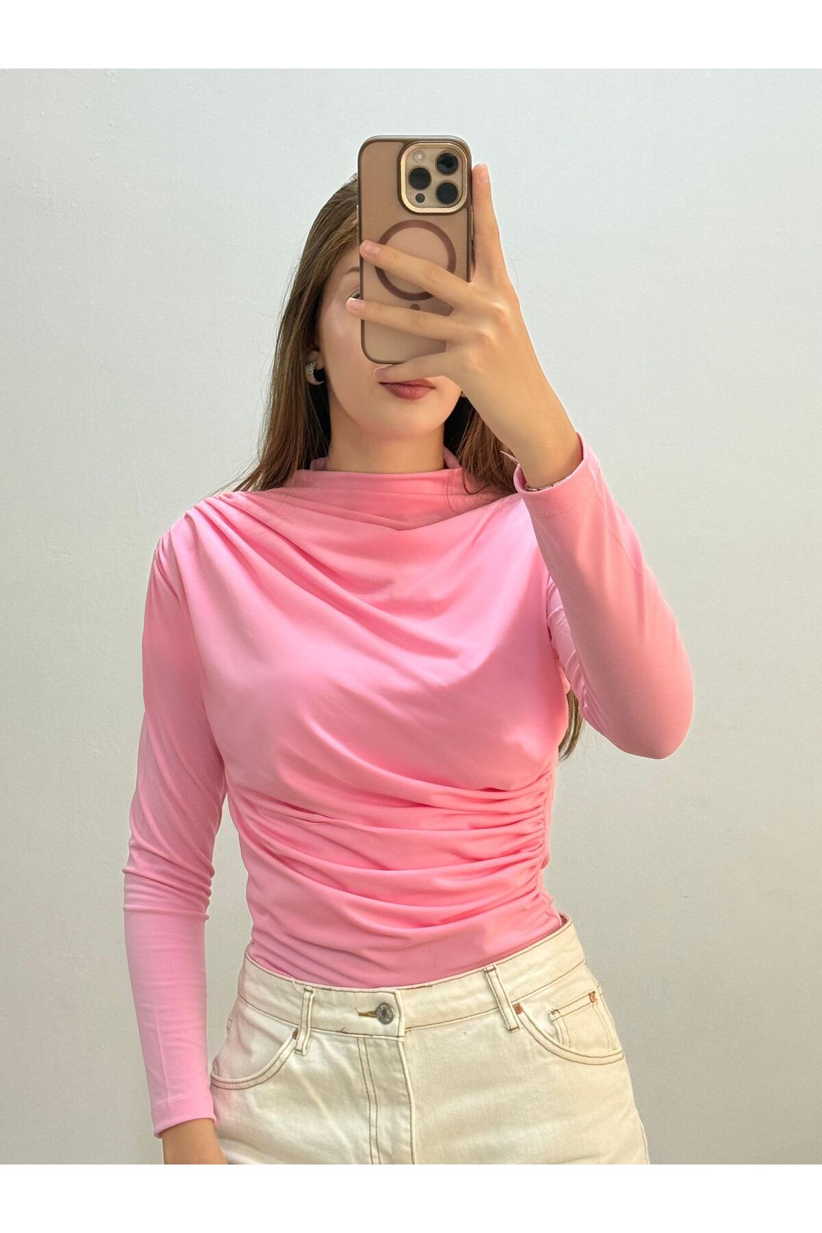 peri tower  Kadın Pembe Büzgü Detaylı Dik Yaka Sandy Bluz - Görsel 3