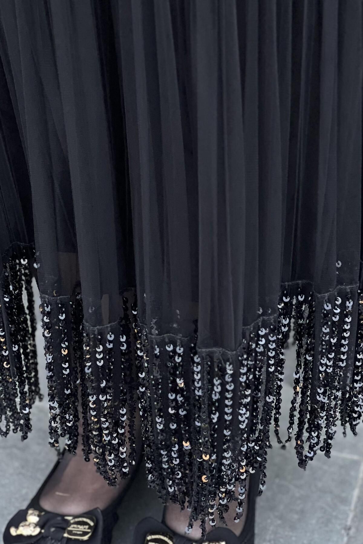 Mahal-Pleated Tulle Skirt with Sequin Chain at the Hem 4