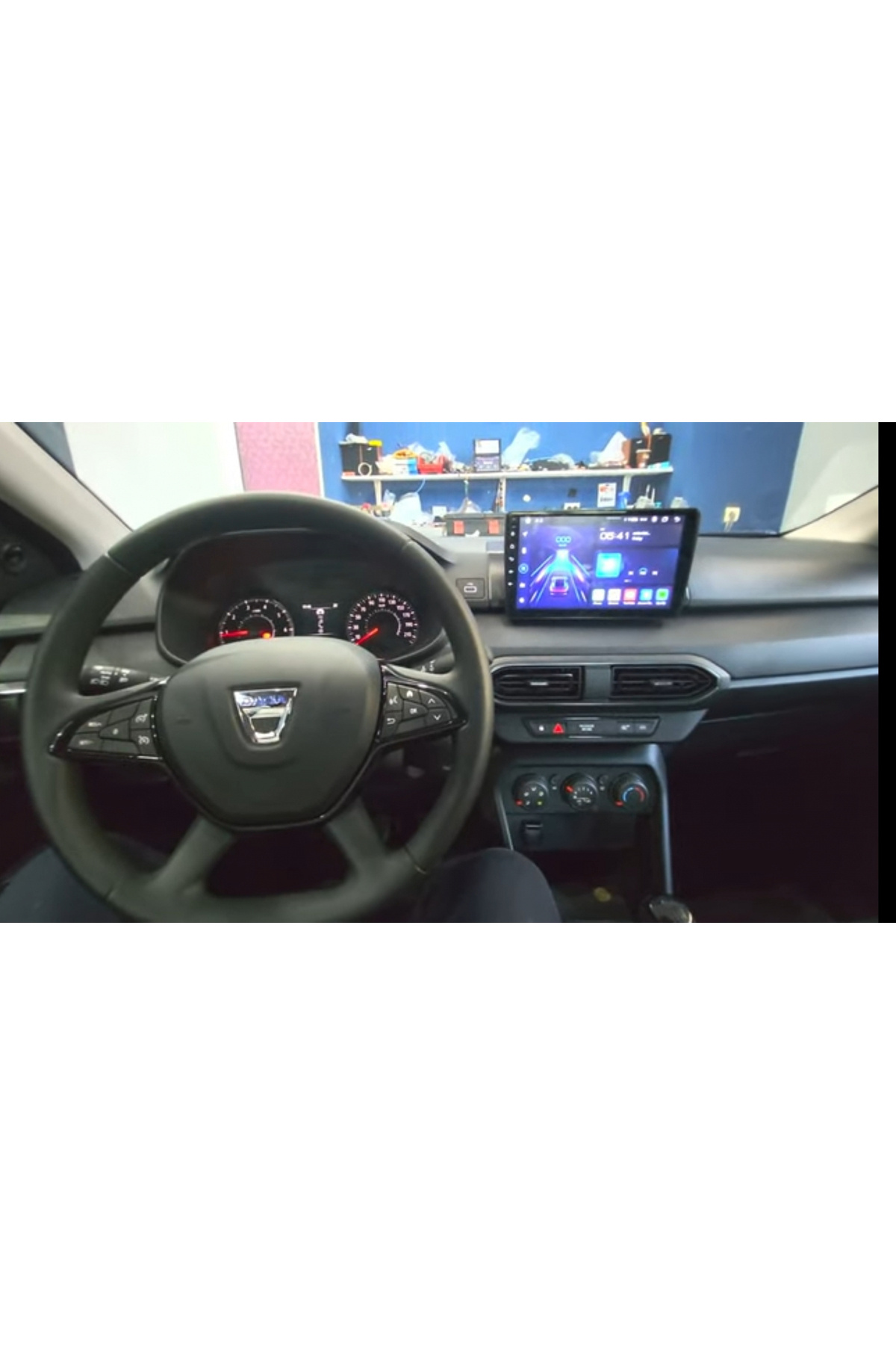 navi-it-Dedicated navigation Dacia Logan 3, Stepway after 2021, 4GB RAM 32GB ROM, Octacore, Android 13, Carplay 3