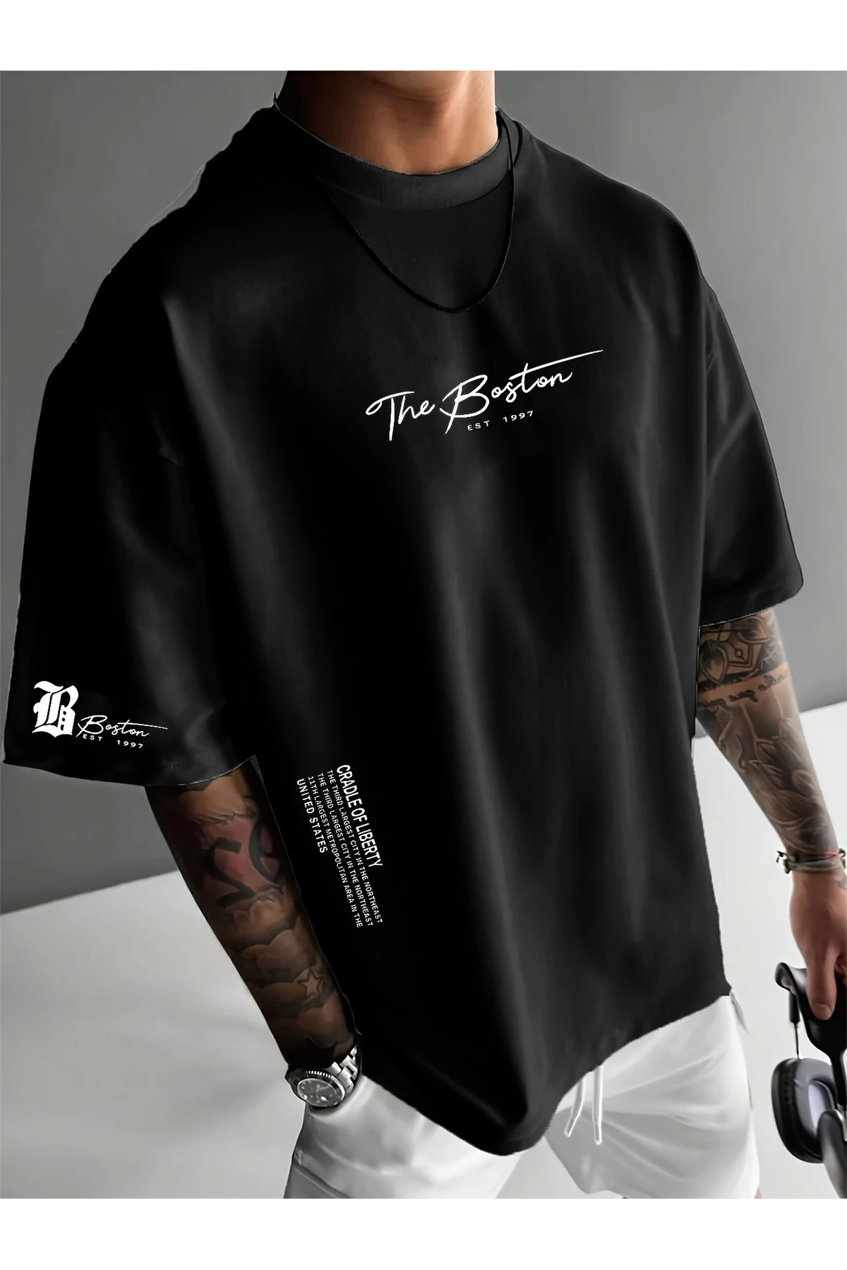 Pink Sky Unisex Pamuklu Siyah Oversize "The Boston" Baskılı Bisiklet Yaka Rahat T-shirt