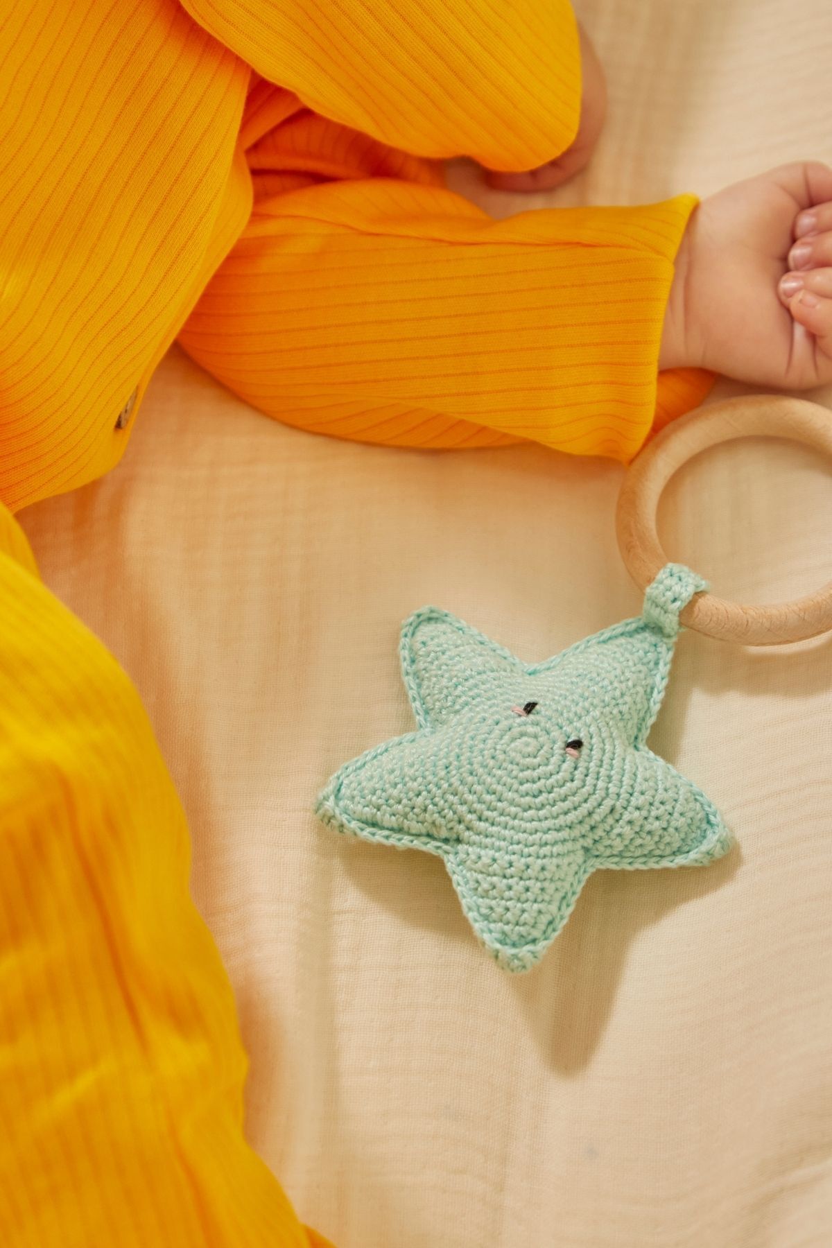 Doğal Bebek Örgü Amigurumi Diş Kaşıyıcı Yıldız Mavi 9-12 Ay