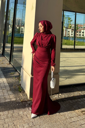 Tarzım Tuba Kuyruklu Zara Kumaş Kolları Püsküllü Tesettür Bordo Abiye