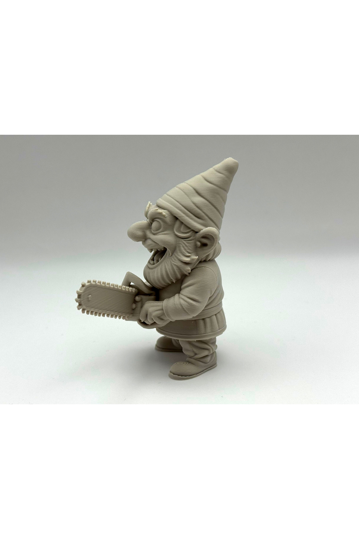 Rebel Gartenzwerg Figur Crazy Dwarf - Sägezwerg 10 CM