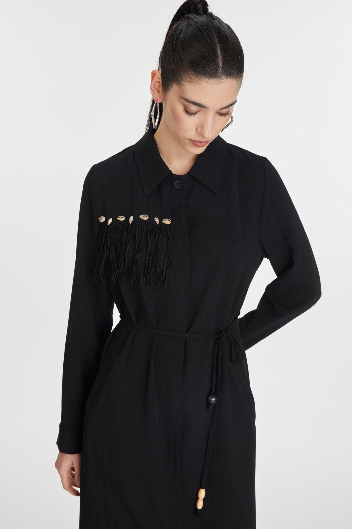 Zühre-Black Wear and Go with Seashell Detail and Tassels Gc-0234 4