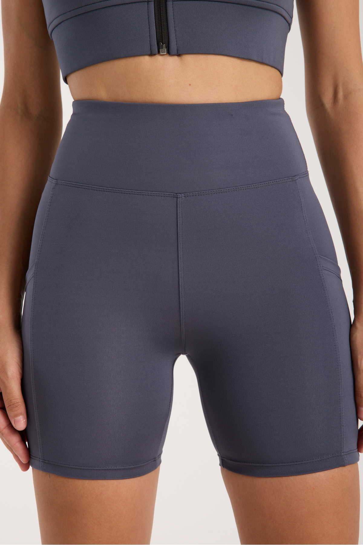 RULE ACTIVE Kadın Siyah Yüksek Bel Toparlayıcı Cepli Kısa Tayt Leggins Fitness Yürüyüş Yoga