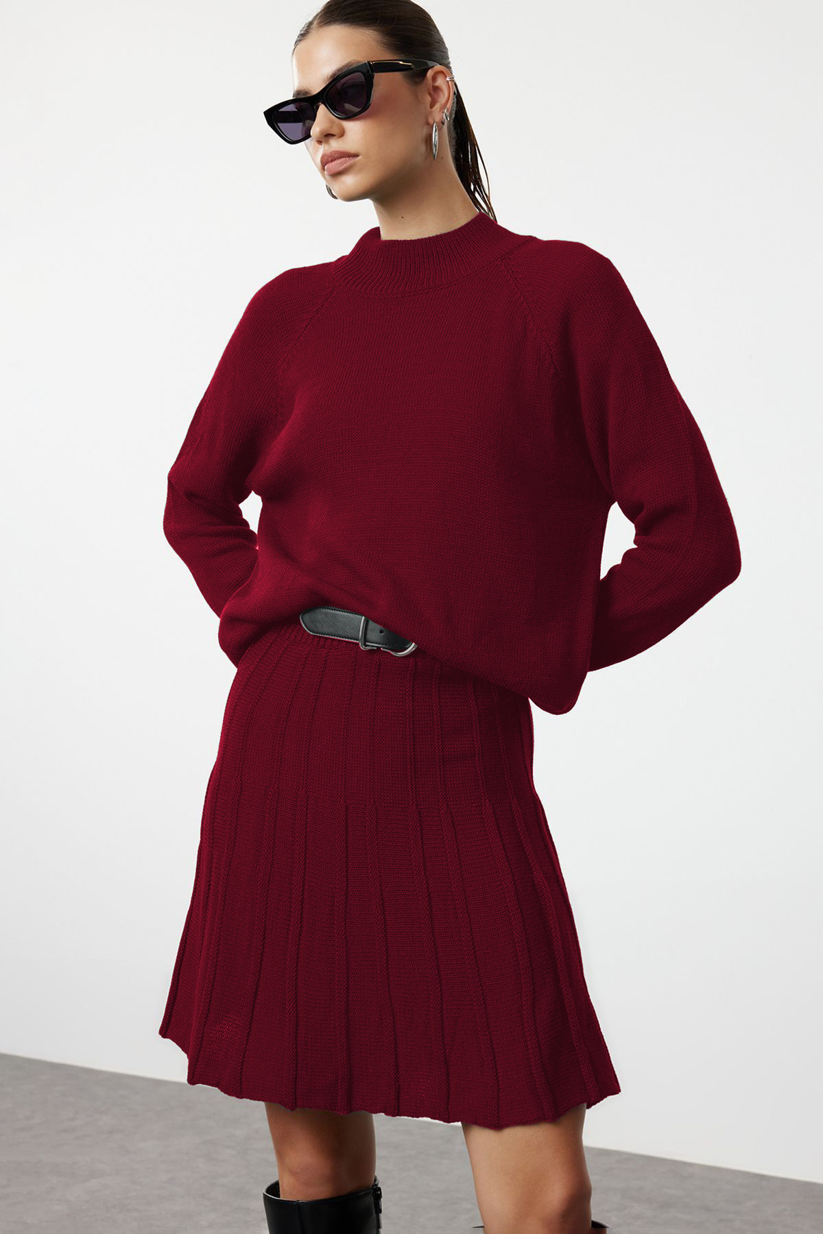 Trendyol Collection Bordó redőzött szoknya kötöttáru alsó felső szett TWOAW23AU00184