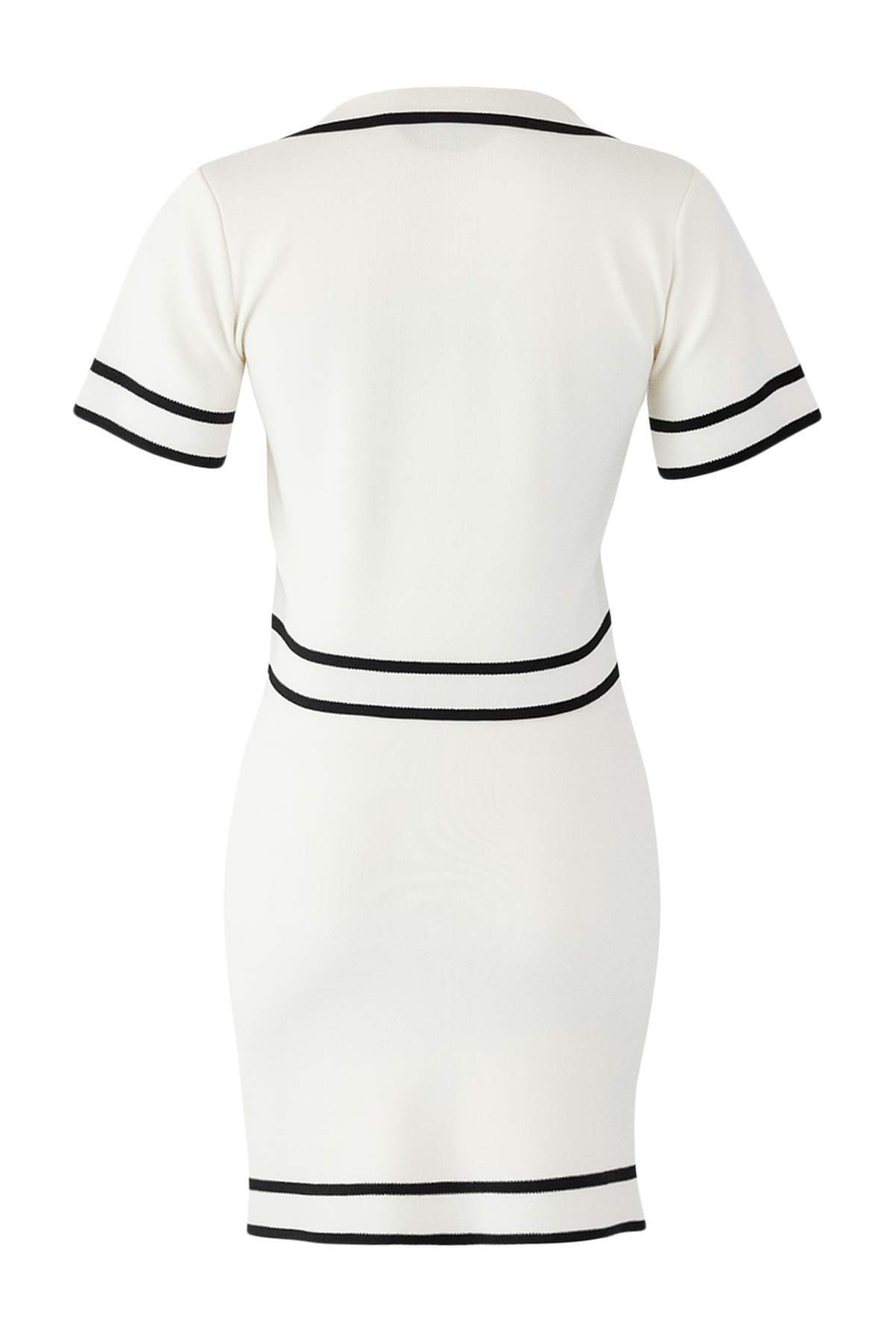 Trendyolmilla  Ekru Süper Crop/Kısa Ceket/Etek Triko Alt-Üst Takım TWOSS24AU00093 - Görsel 8