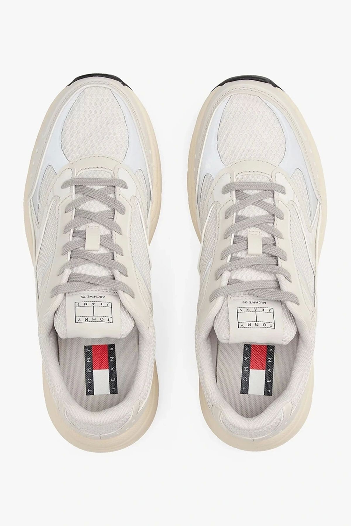 Tommy Hilfiger-ARCHIV '25 8