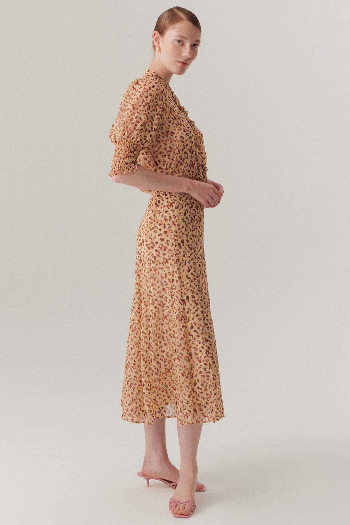 Exquise-Midi Length Chiffon Skirt with Flared Pattern at the Waist 2