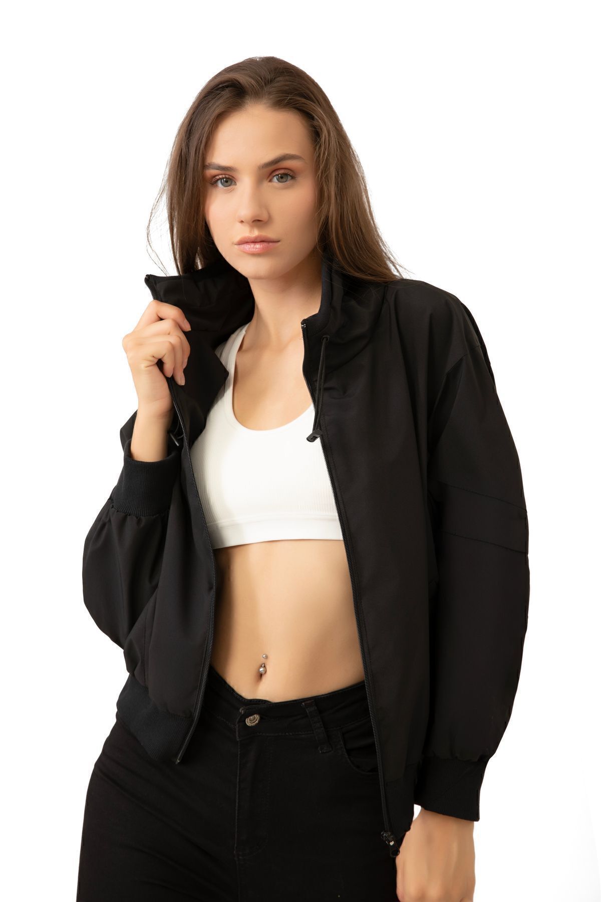 Montland  Kadın Siyah Dik Yaka Su ve Rüzgar Geçirmez Oversize Crop Mevsimlik Yağmurluk Rüzgarlık - Görsel 3