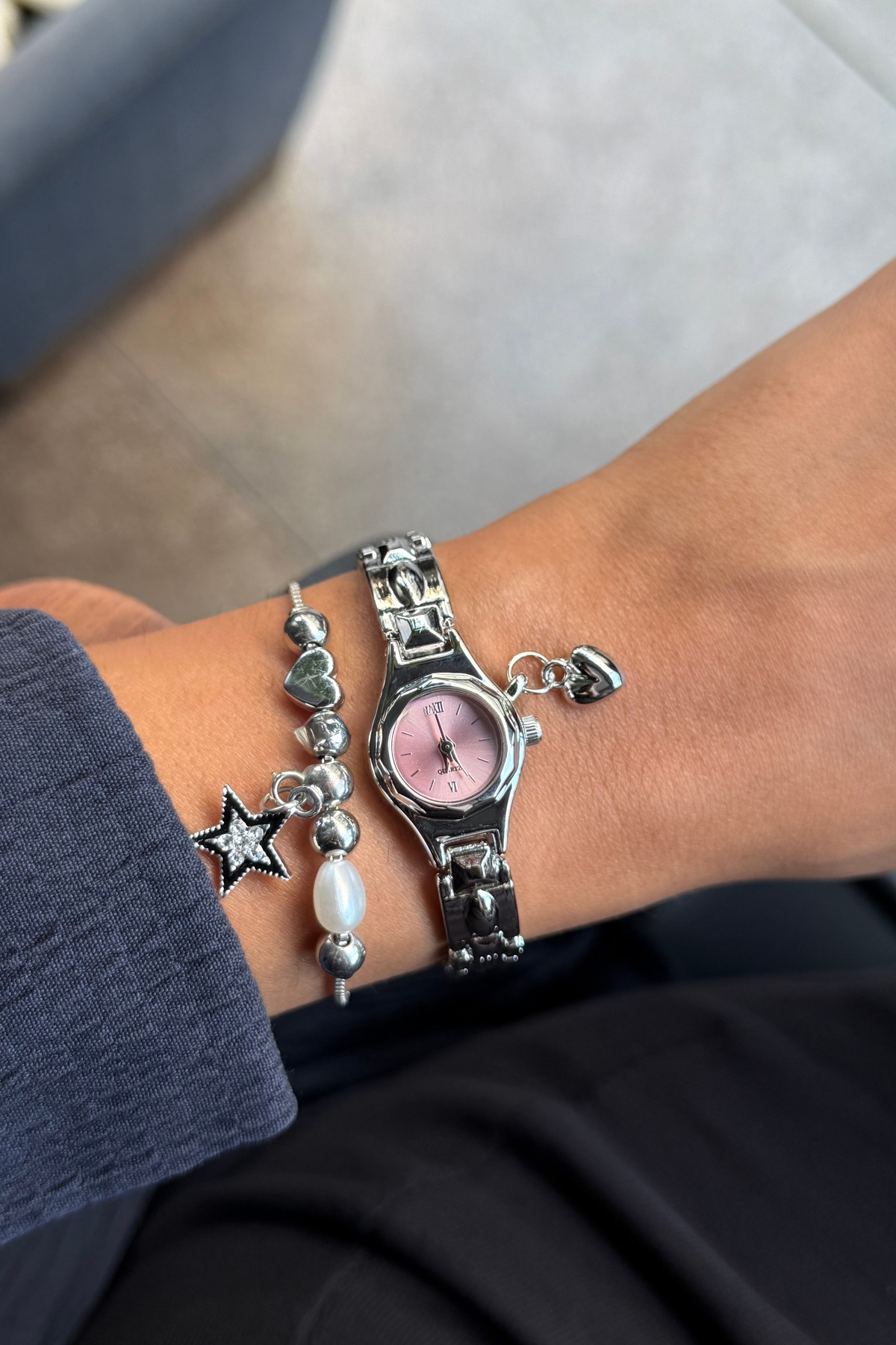 keisy  Vanessi Kalp Detaylı Minimal Kadın Kol Saati