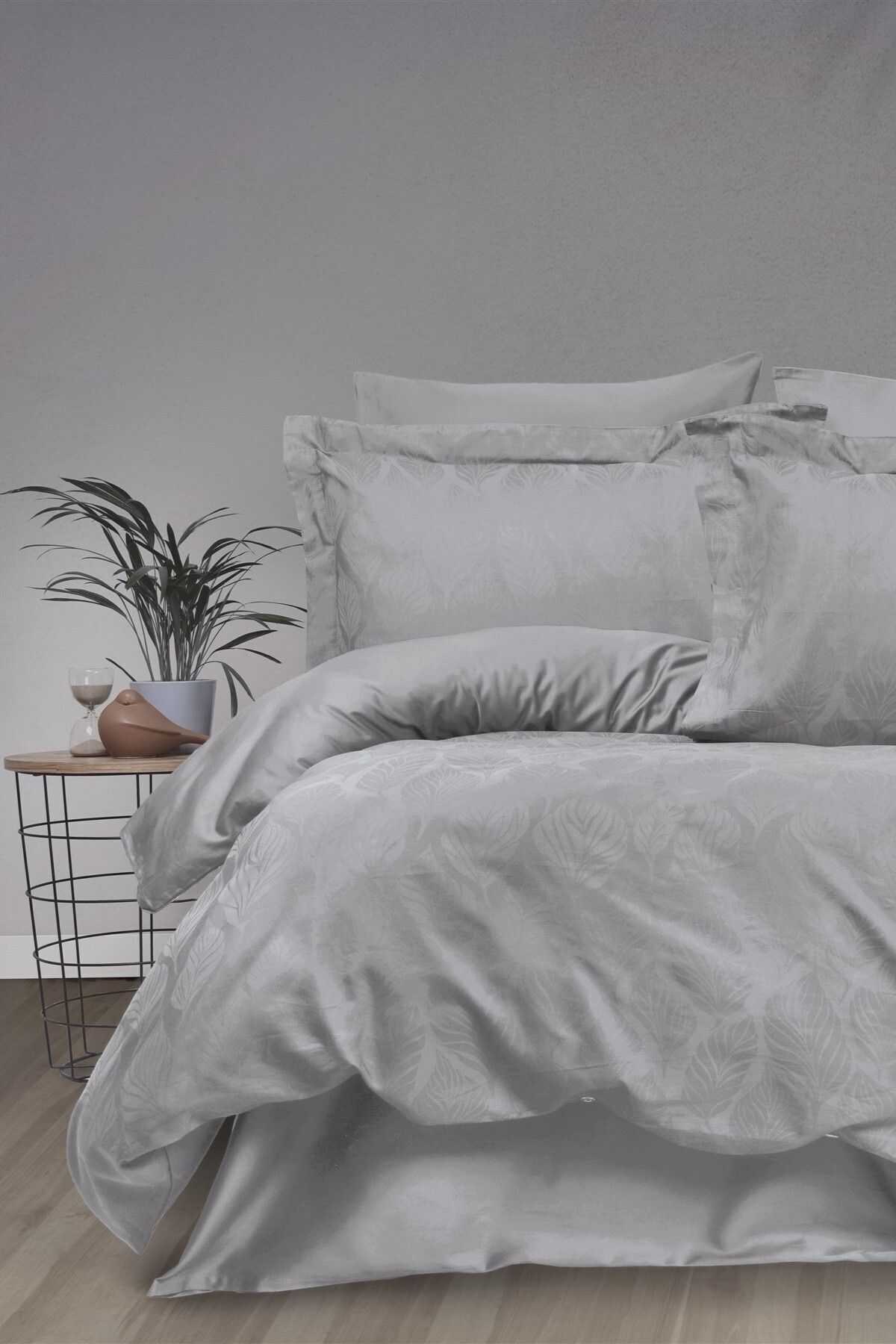 Sevim-Tivoli Jacquard 100% Cotton Satin Double Duvet Cover Set - Aura Gray 1