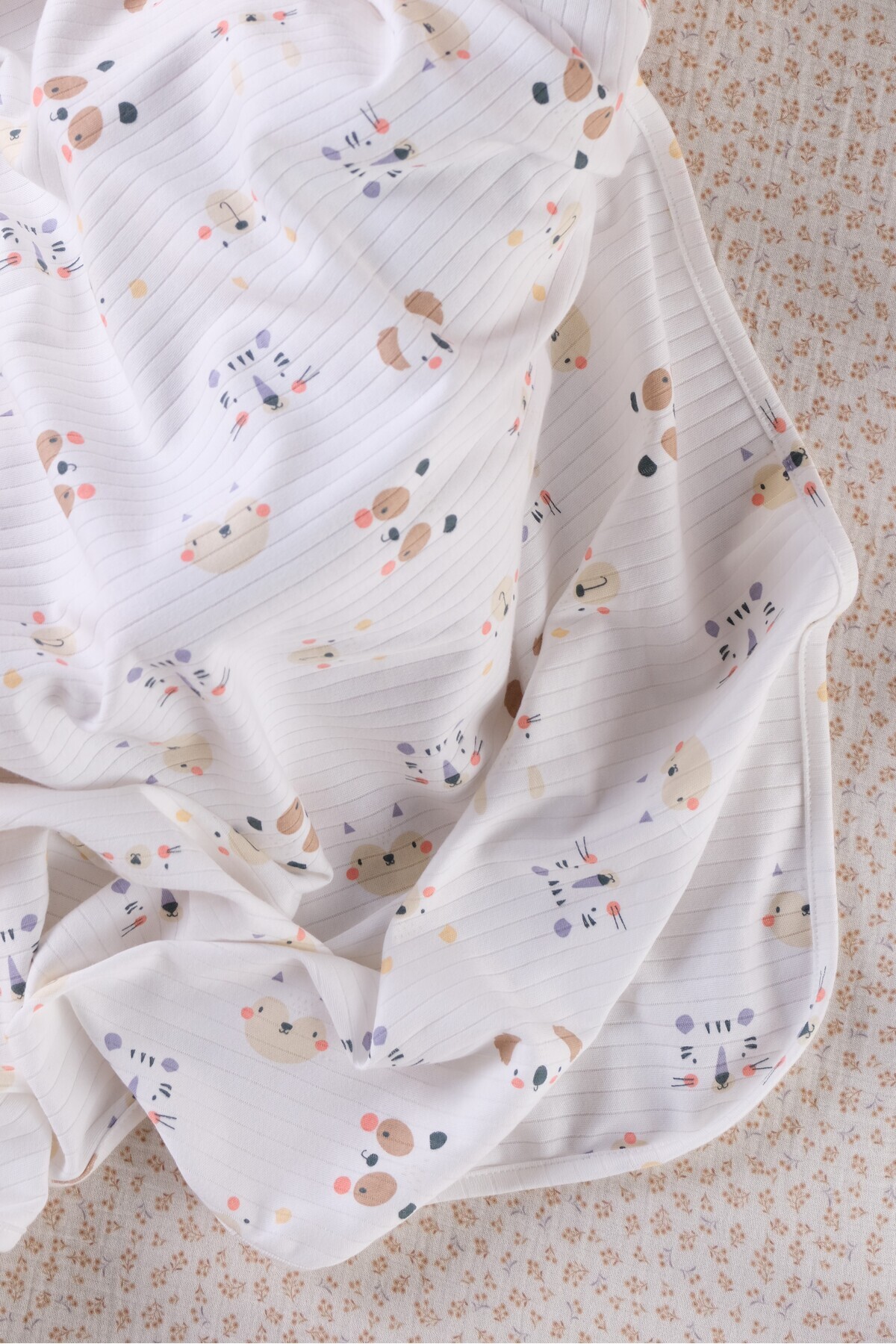 Bondberro Tek Katlı Bebek Ve Yeni Doğan Battaniye %100 Pamuk Oeko-teks Sertifikalı 85 X 85 Cm fotoğrafı 3 (önizleme)