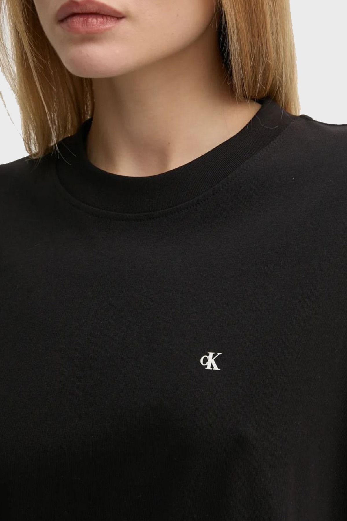 Calvin Klein-تي شيرت Script BF 3