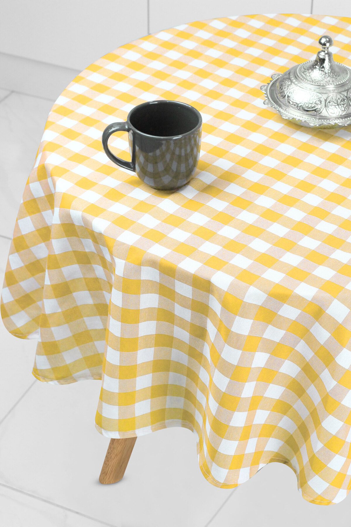 Soft Kare-Gingham Round Large Square Tablecloth 2