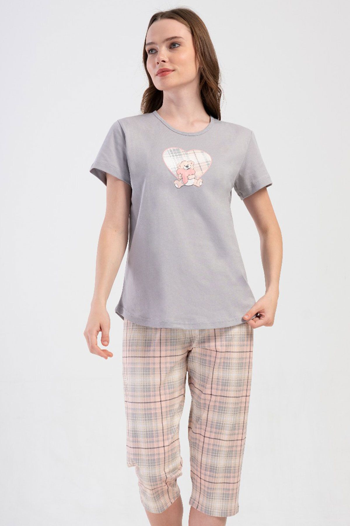 VİENETTA-Cotton Women's Short Sleeve Capri Pajama Set, 408487 1