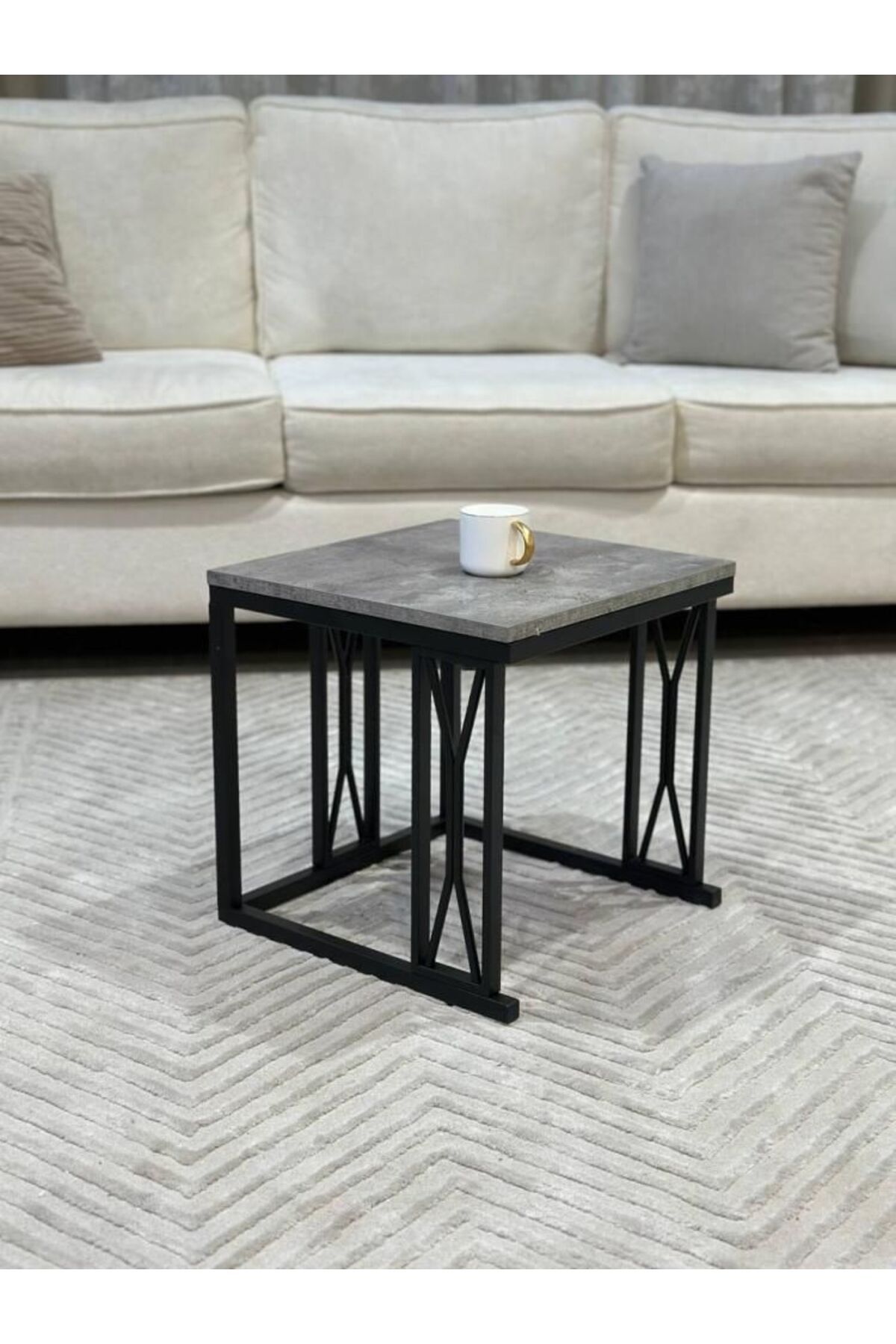 private house-Modern 3-piece table set - elegant and practical design 3