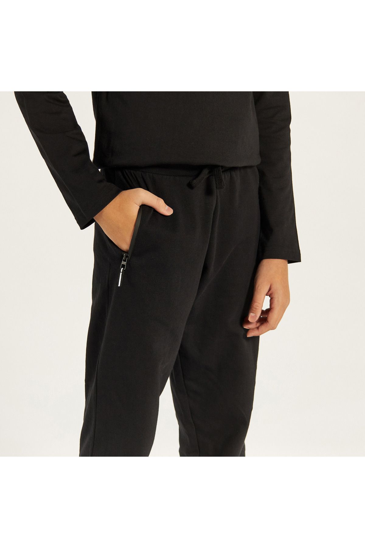 Juniors-Solid Joggers with Drawstring Closure and Pockets 3