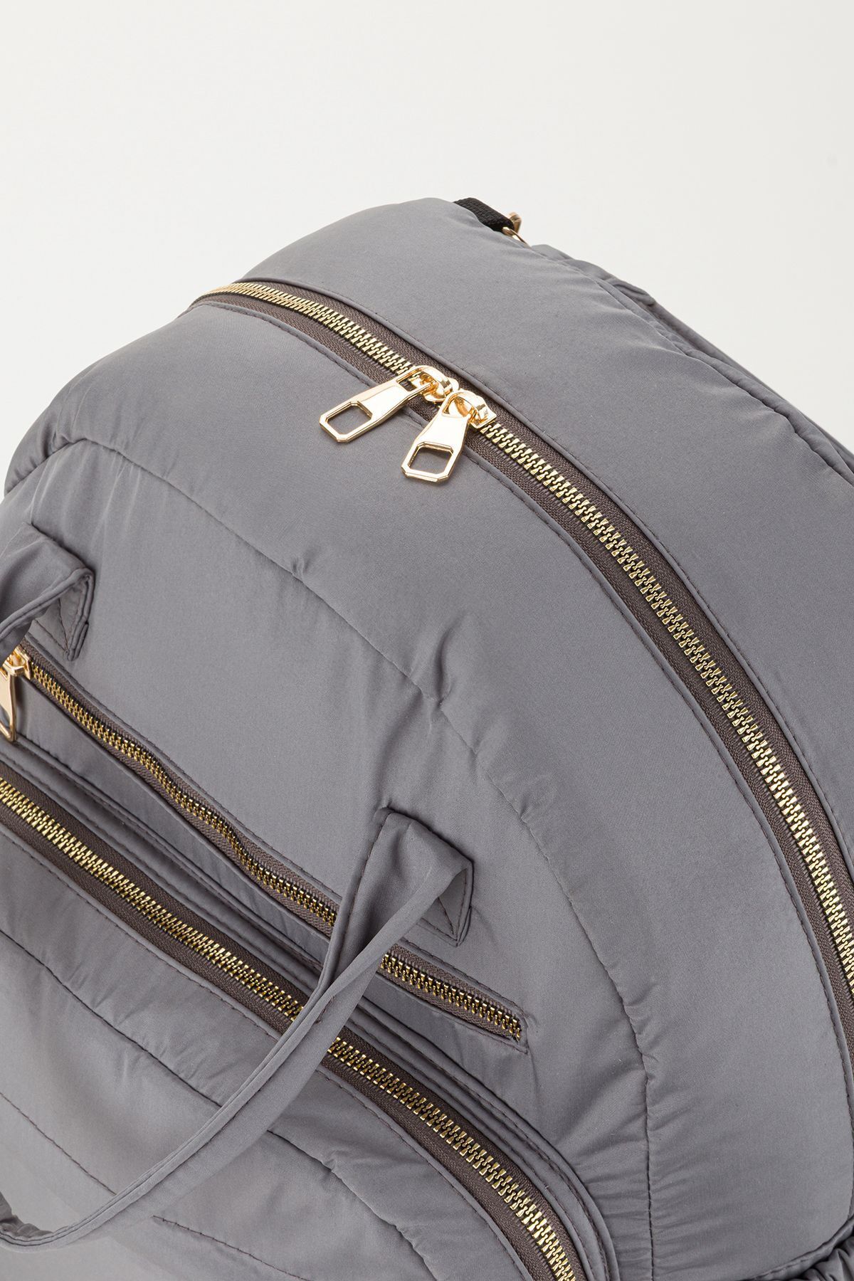 Halk Sepeti Anne Bebek Bakım Sırt-Omuz Çantası Arya Model Termos Biberon Cepli Askı Aparatlı Anahtarlık Hediyeli fotoğrafı 5 (önizleme)