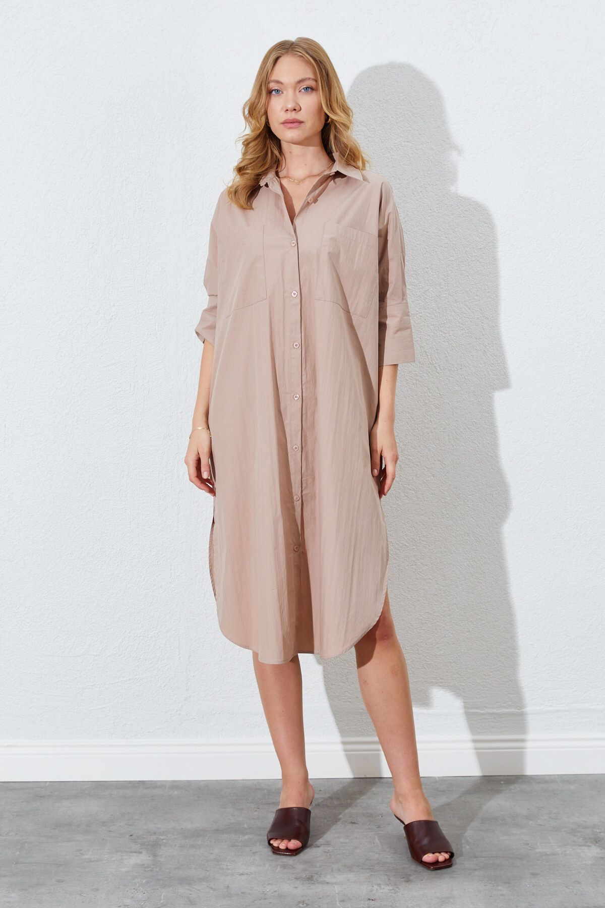 Vizon Oversize kesim, cepli, düğmeli gömlek elbise | MKES283067-1