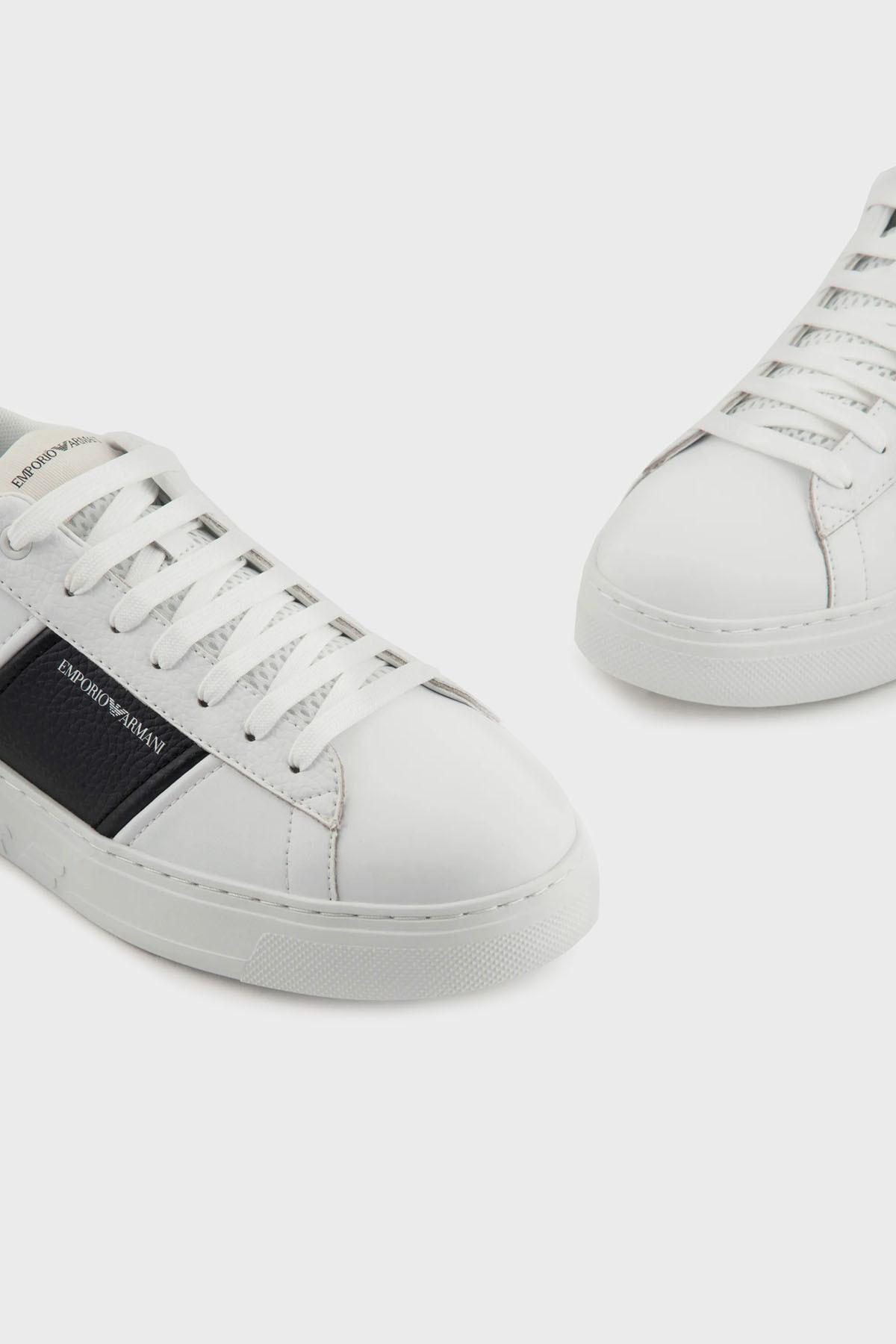 کفش اسنیکر Emporio Armani مردانه چرم اصل | امپوریو آرمانی EM003701 AF18017 MZ021 - تصویر 4