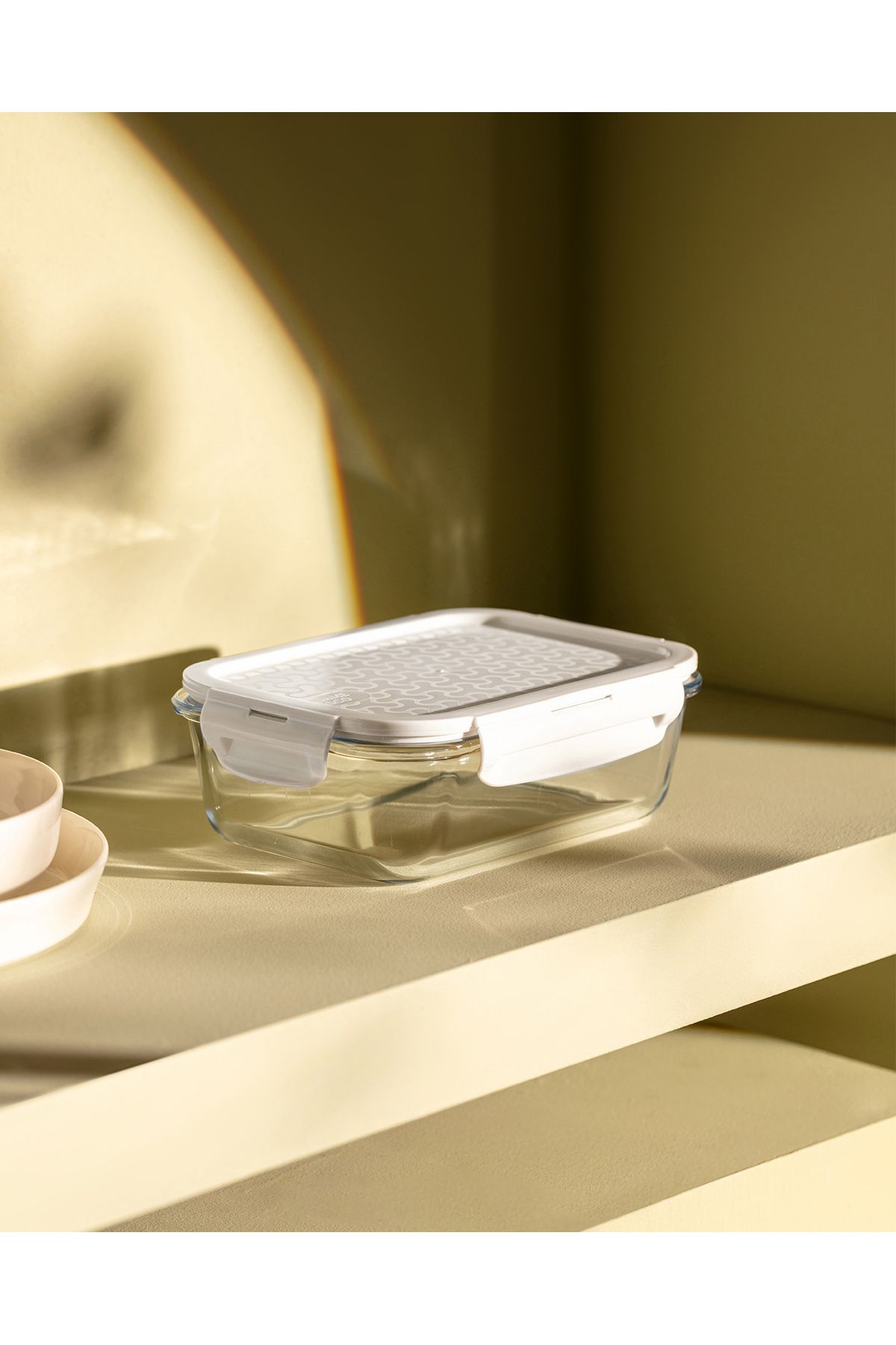 Madame Coco-Modena Rectangular Covered Borosilicate Glass Storage Container - Ecru - 1000 ml 1