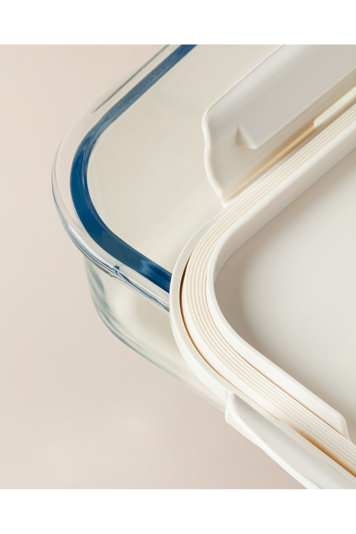 Madame Coco-Modena Rectangular Covered Borosilicate Glass Storage Container - Ecru - 1000 ml 7