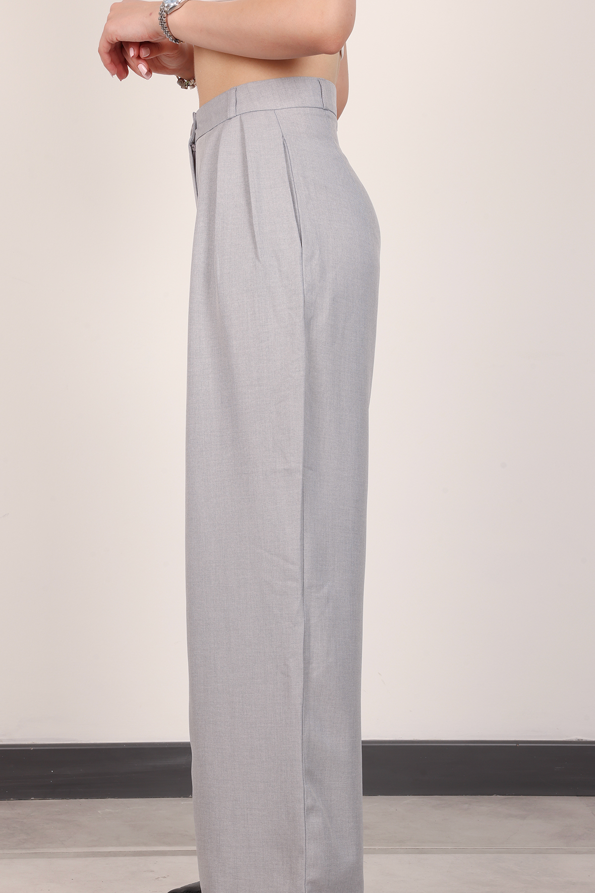 polle  Kadın Gri Pileli Yüksek Bel Keten Palazzo Pantolon - Görsel 4