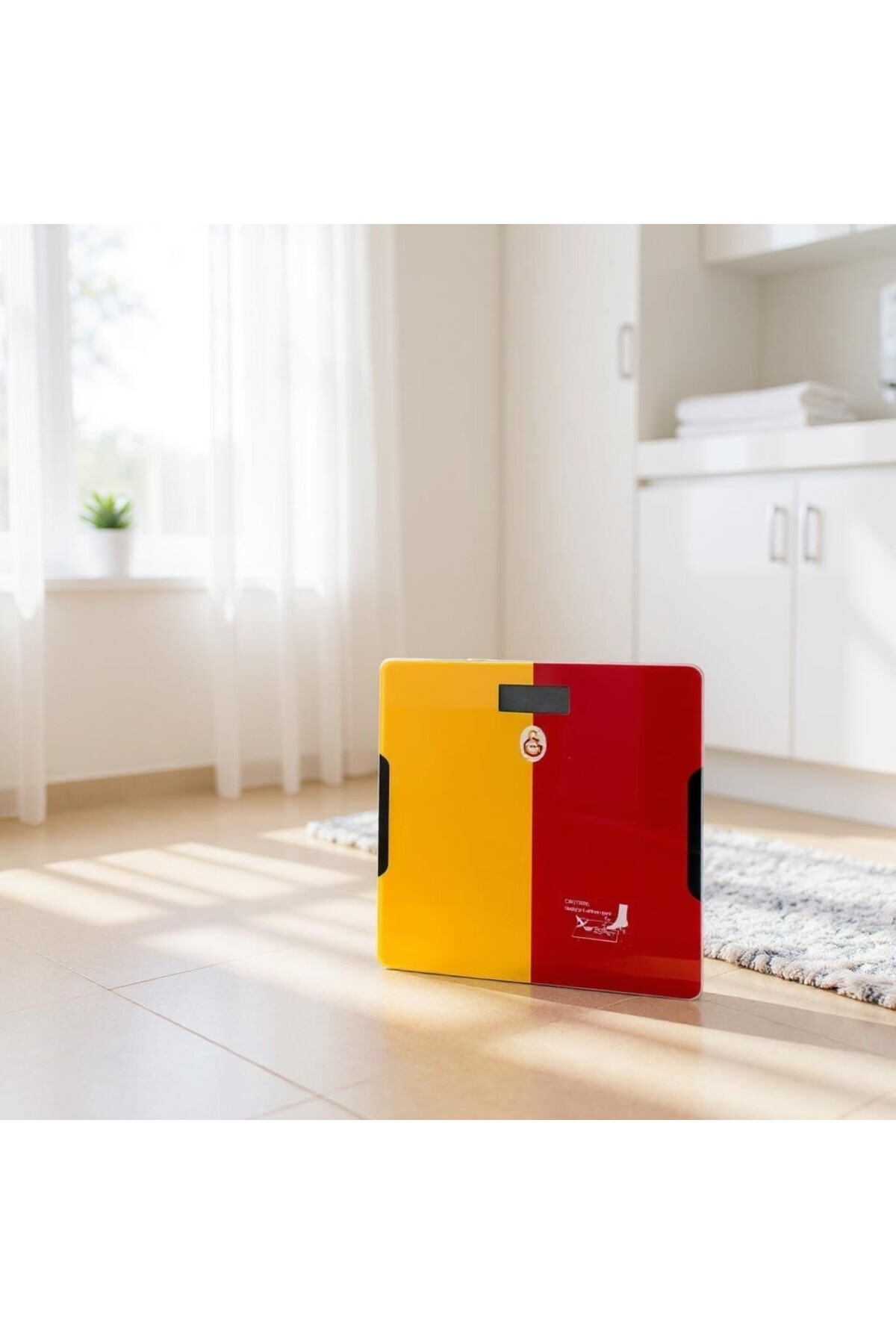 Galatasaray Lisanslı & Bandrollü Dijital Baskül – Max 180 kg / 50 g Hassasiyet