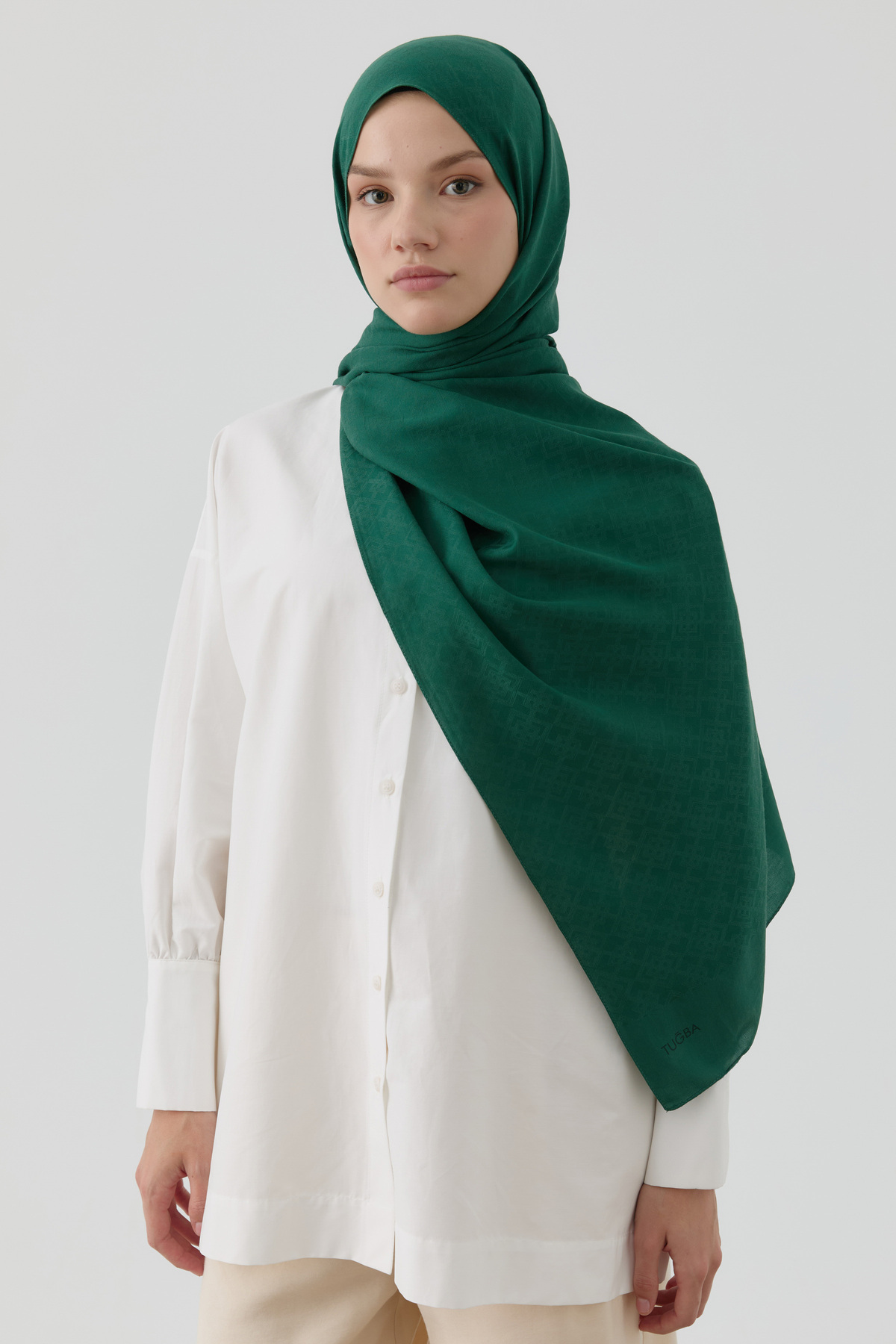 شال نخی طرح هندسی - زمردی Tuğba