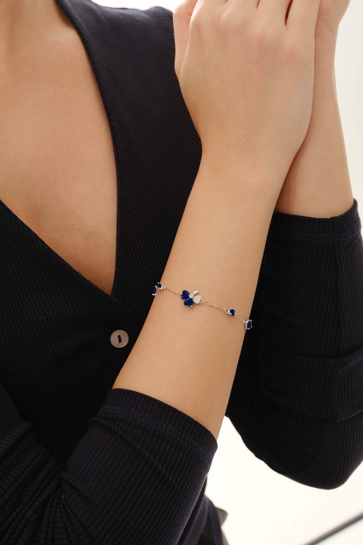 Gümüş rodyumlu safir ve zirkon taşlı yeniden doğuş yonca bileklik SGTL12640LACIVERT 3