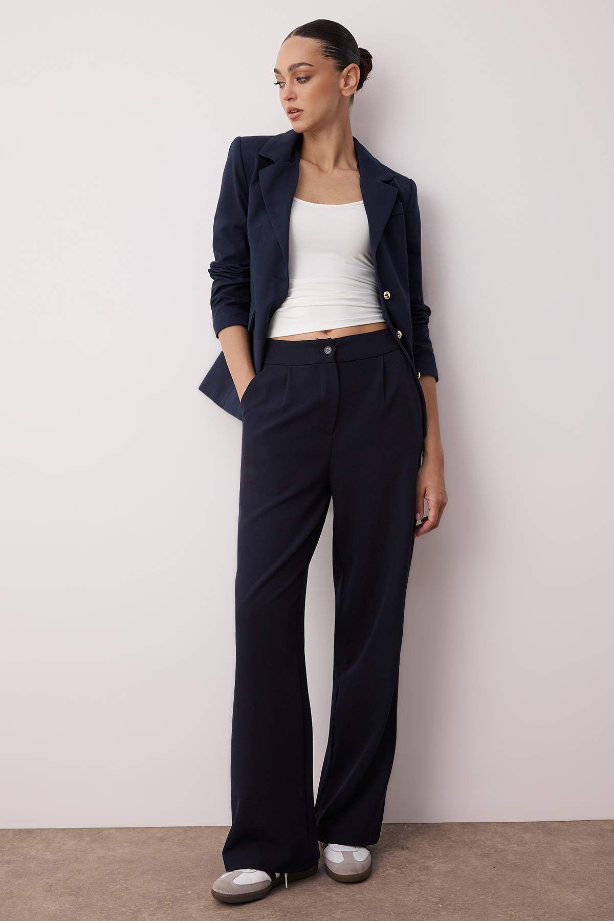 Trendyol Collection Sötétkék széles szárú szőtt nadrág - TWOAW22PL0139