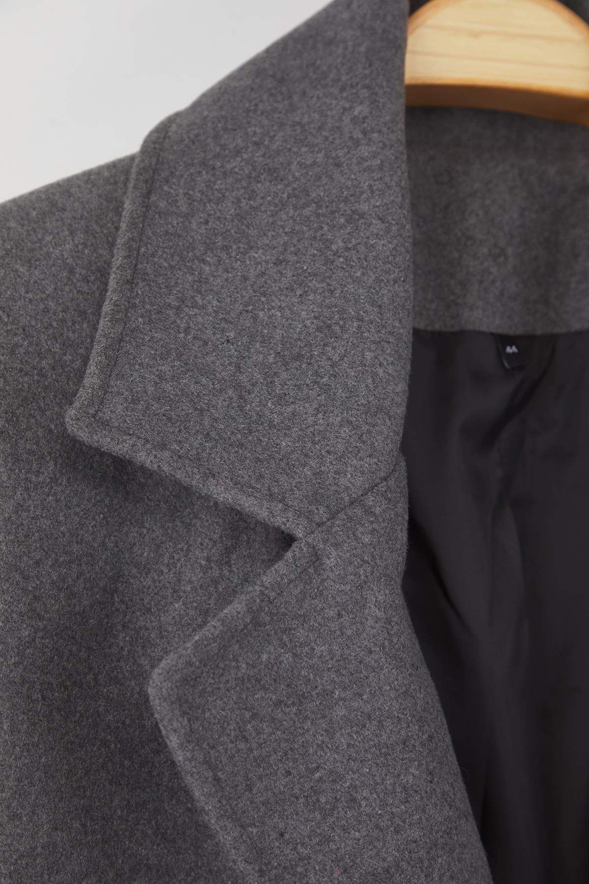 Trendyol Curve-Grauer zweireihiger Oversize-Mantel in Übergröße mit langem Schnallenmuster TBBAW25DD00011 7