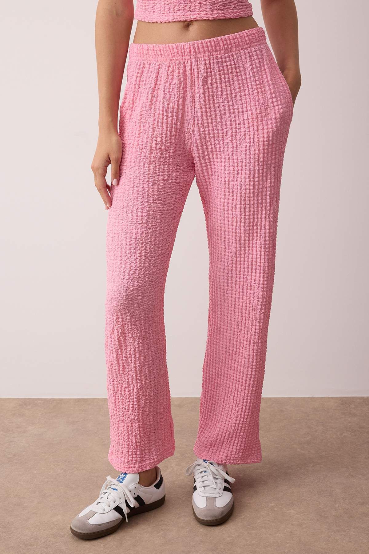 Trendyol Collection-Pink Textured Seersucker Asymmetric Single Sleeve Stretch Knitted Bottom - Top Set Twoss25Au00129 3