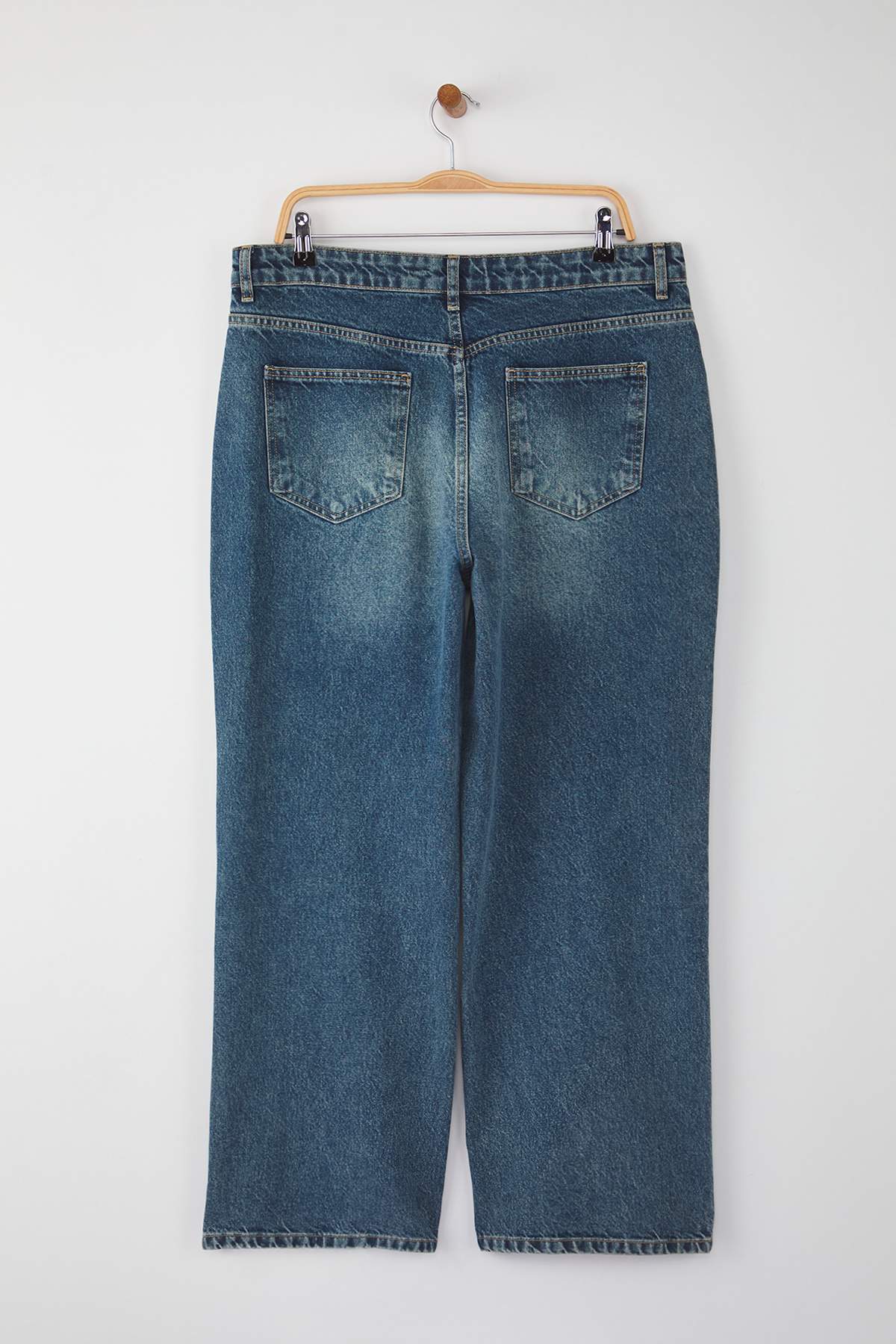 Trendyolmilla  Mavi Soluk Efekt Vintage Yüksek Bel Geniş Paça %100 Pamuk Non-Stretch Wide Leg Jeans TBBAW26CJ00002 - Görsel 7