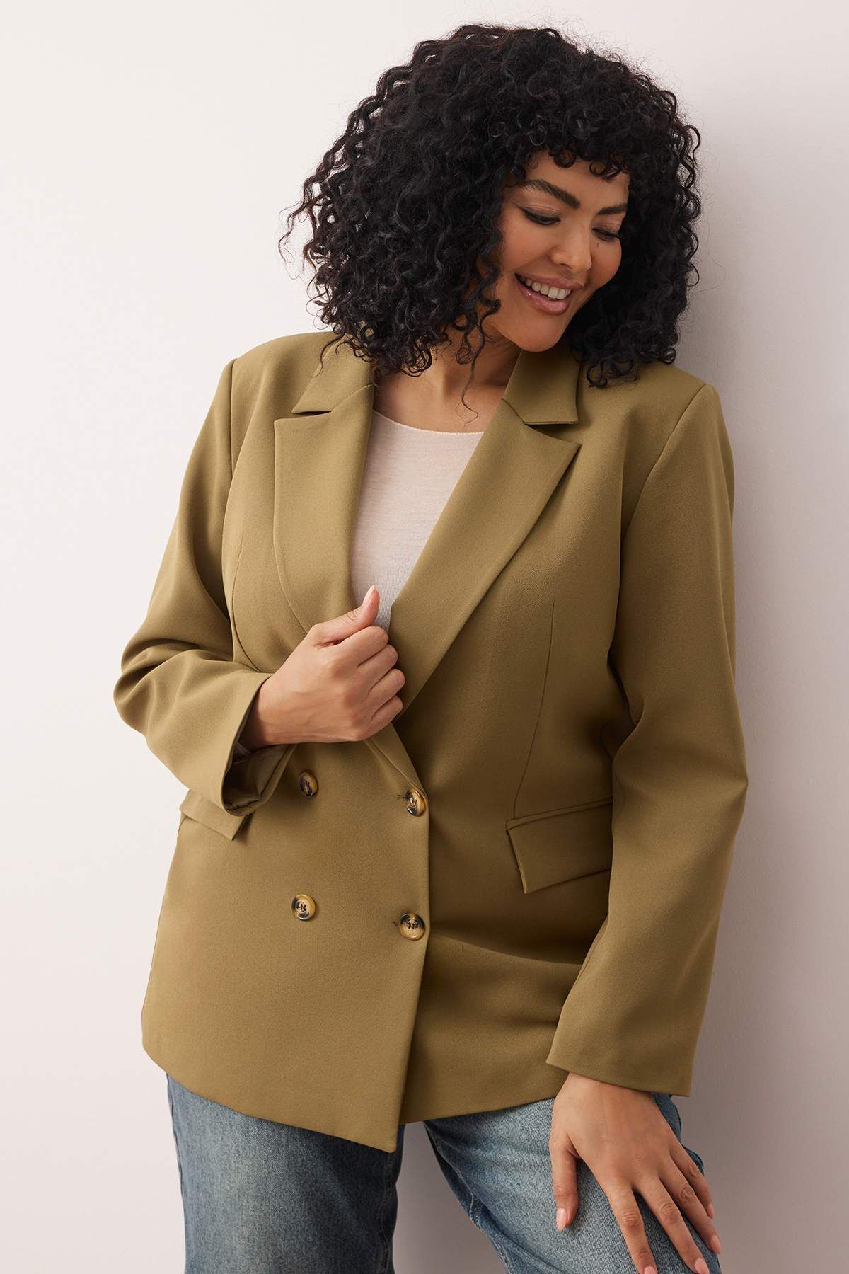 Trendyol Curve-Khaki Oversize Lined Button Woven Plus Size Blazer Jacket Tbbaw26Ag00006 3