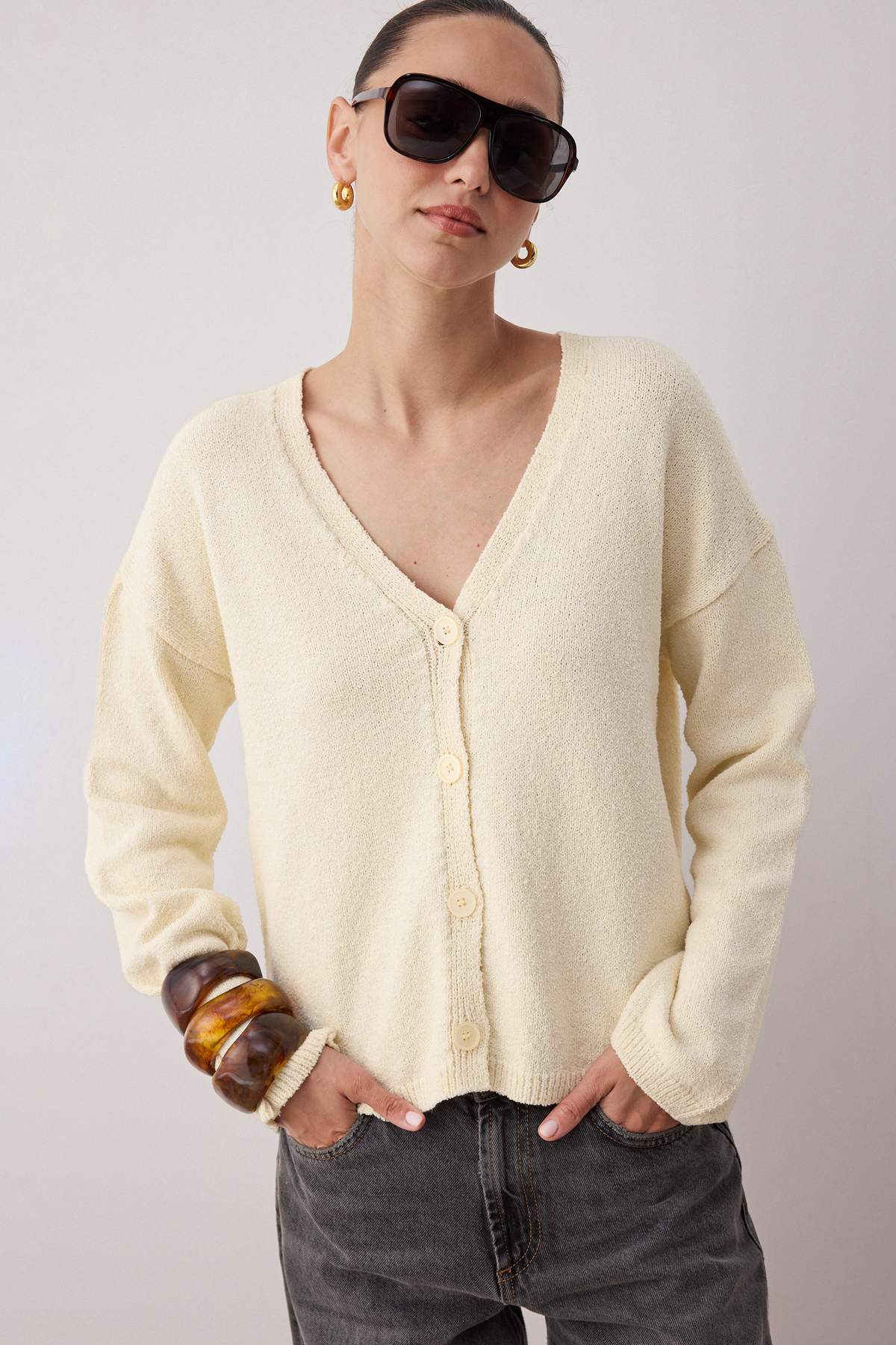 Trendyolmilla  More Sustainable Ekru Pamuk Karışımlı Kalıp Triko Hırka TWOAW26HI00107