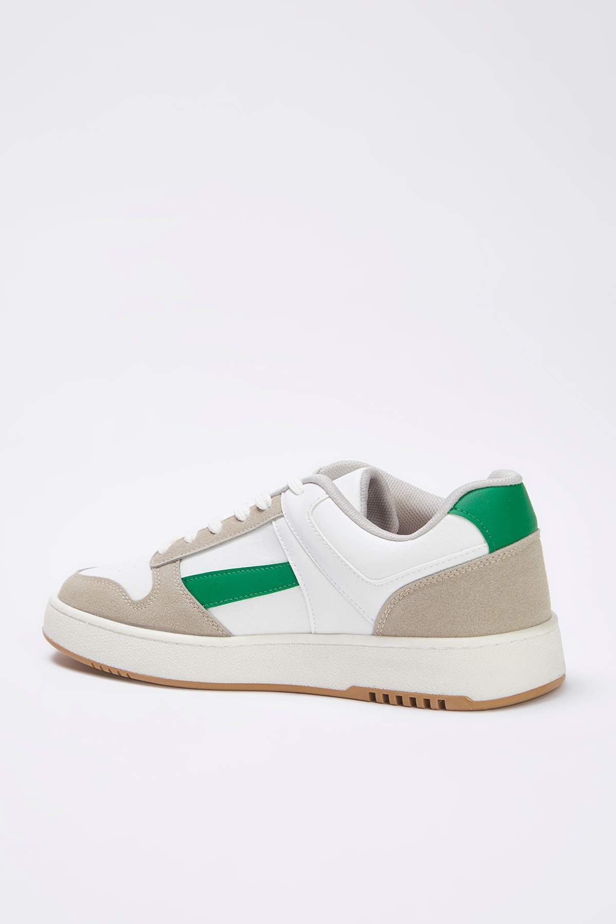 TRENDYOL SHOES-Weißer, detaillierter Retro-Herren-Sneaker in Blockfarbe 
 TAKAW26SN00021 aus Englisch ins Deutsche. 4