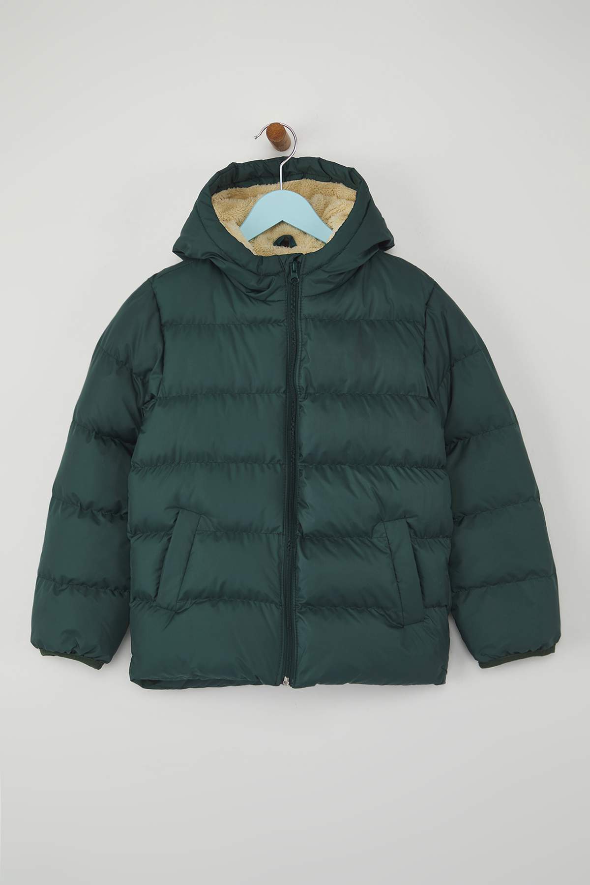 Trendyolmilla Kids Yeşil Düz/Basic Kalın Kapüşonlu Regular Unisex Çocuk Mont TKDAW26MO00008