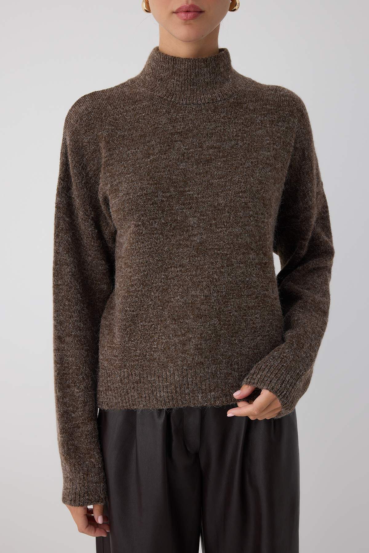 Trendyolmilla  Wardrobe Essentials Vizon Alpaka Yün Karışımlı Premium İplik Geniş Kalıp Triko Kazak |TWOAW26KZ00079 - Görsel 3