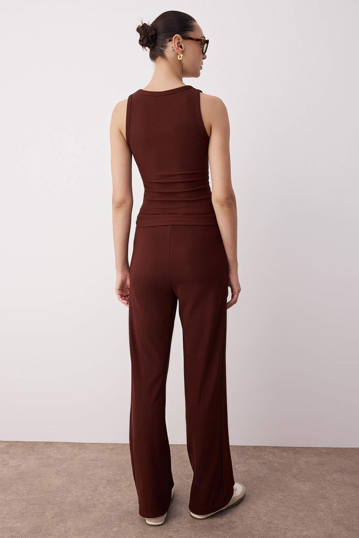 Trendyol Collection-Brown Sleeveless Body Fitting Stretchy Top Elastic Waist Lace-Up Bottom Knitted Bottom -Top Set Twoss25Au00128 4