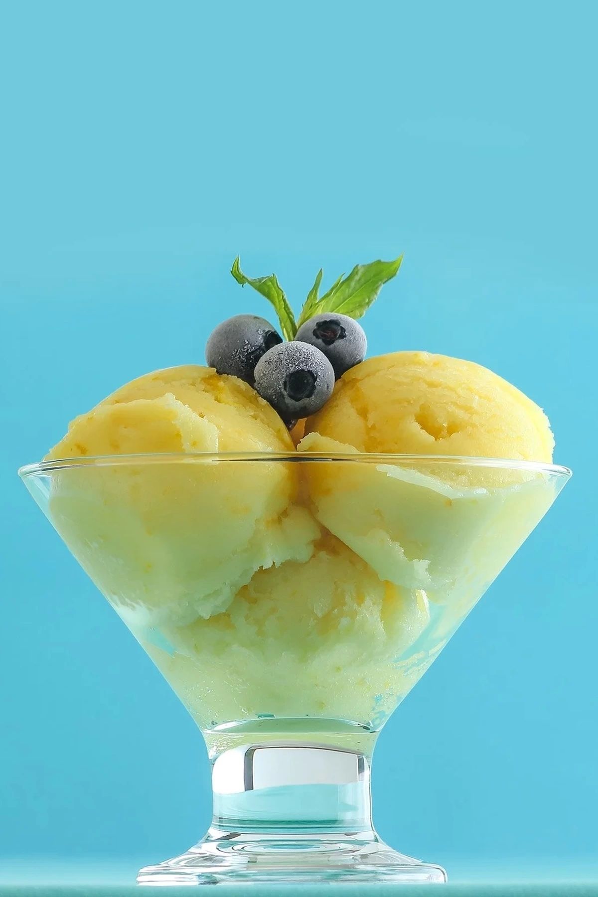 LAV-Crema 6-Piece Ice Cream Rack-Sweet Lava Serving 3